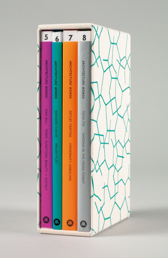 Set of 5 Designer Decor Book ( box ) - Books
